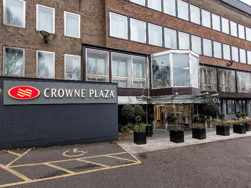 Crowne Plaza London Ealing